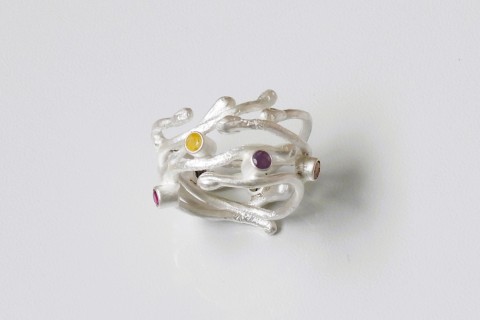 Sparkling-Intertwining-Ring-1