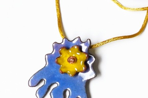 Spinning-Sunshine-Pendant-2